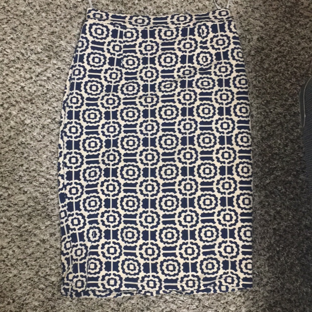 Pencil skirt